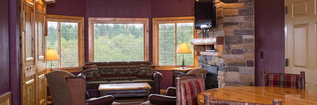 2 bedroom deluxe | glacier canyon lodge wisconsin dells