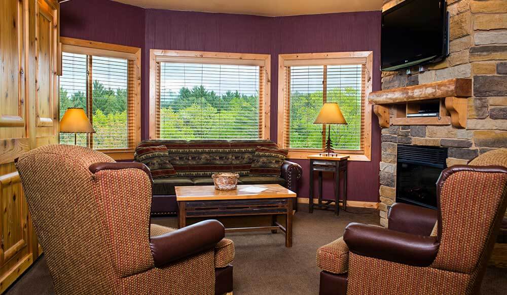 3 Bedroom Premier Glacier Canyon Lodge Wisconsin Dells